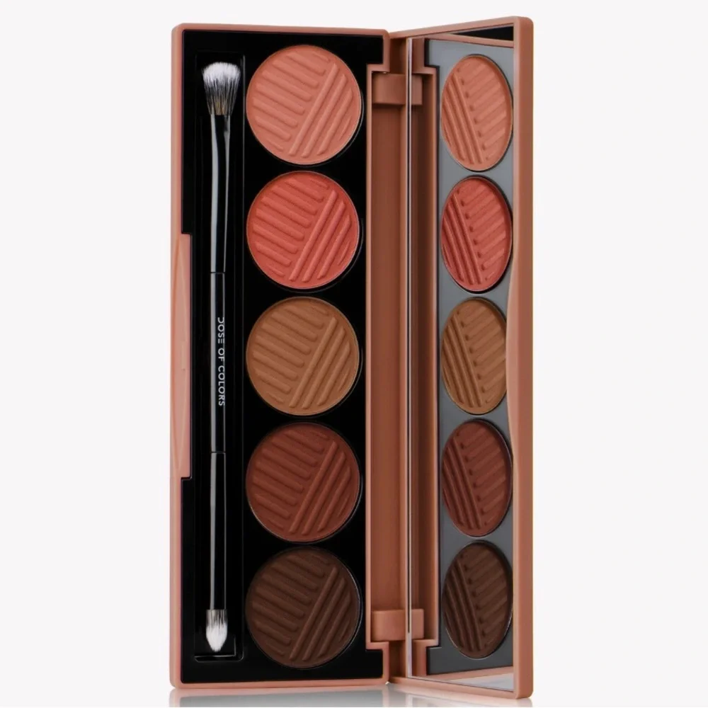 🌙♣️Sassy Siennas Dose Of Color Eyeshadow Palette